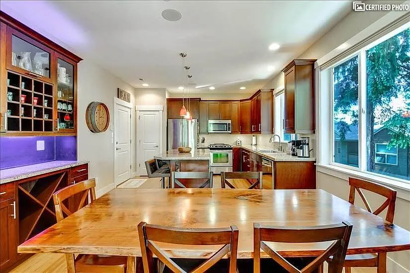 9060 177th Pl NE