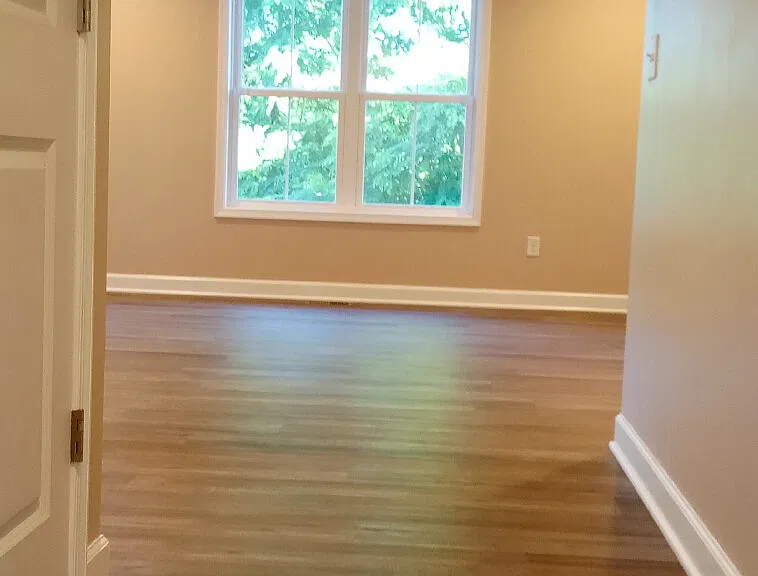 1014 Middlebrook Ave — Photo 2
