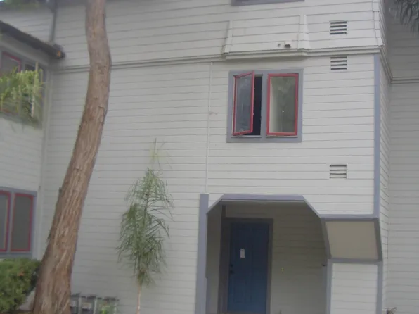 521 W Montecito St APT 5, Santa Barbara, CA 93101
