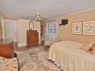 136 Summit Ave, Montclair, NJ 07043