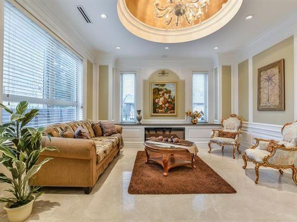 5 bedroom rental in Richmond — photo 4
