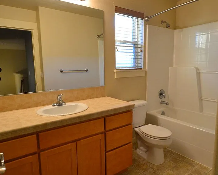 22702 43rd Dr SE — Photo 14
