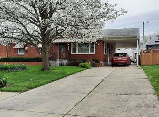 9347 Saint Moritz Dr, Louisville, KY 40291