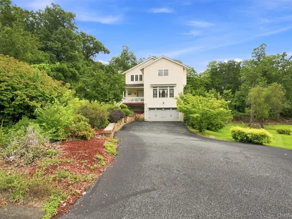12 Greenwood Drive, Newburgh, NY 12550