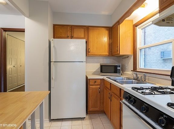5th image of 905 Graceland Ave APT 6