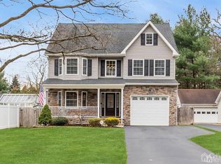 511 Mountainview Ter, Dunellen, NJ 08812