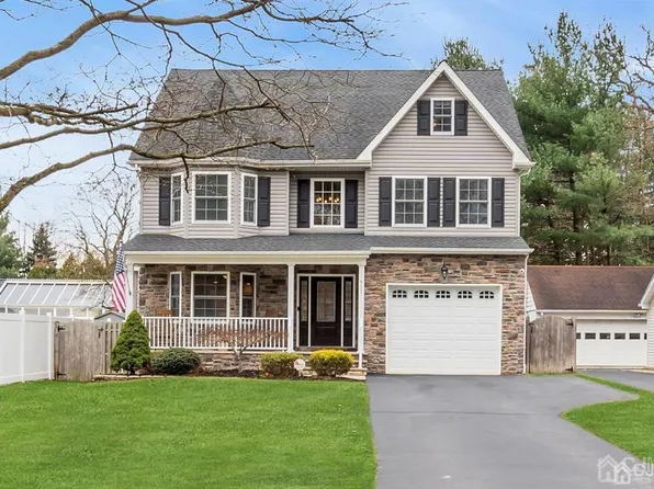 511 Mountainview Ter, Dunellen, NJ 08812