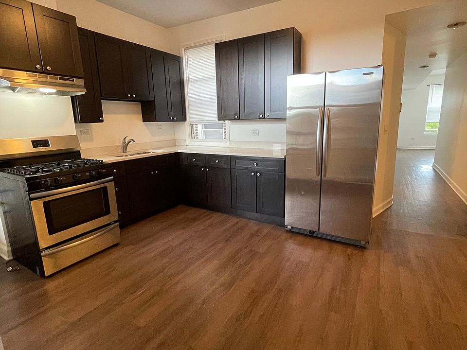 1st image of 202 N California Ave APT 1