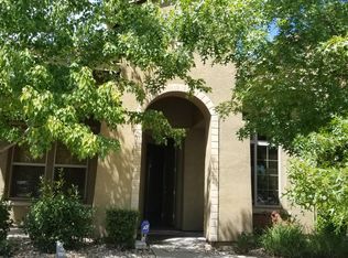 9824 Peters Ranch Way, Elk Grove, CA 95757