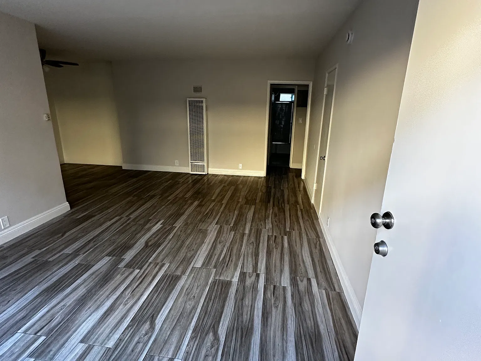 2 bed, 850 sqft, $2,600 — Photo 1