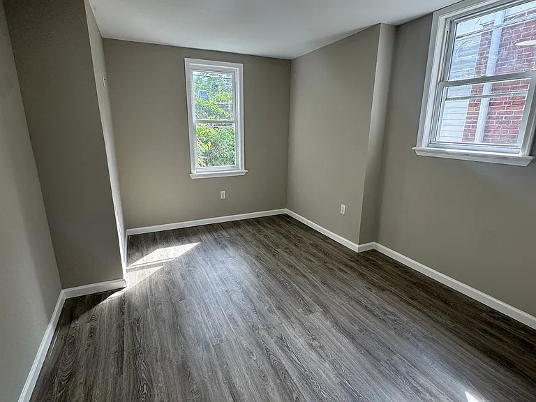 6018 Ross St — Photo 8