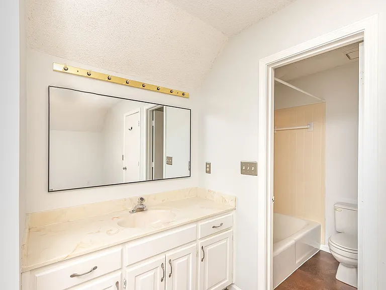5870 Park St #9 — Photo 20