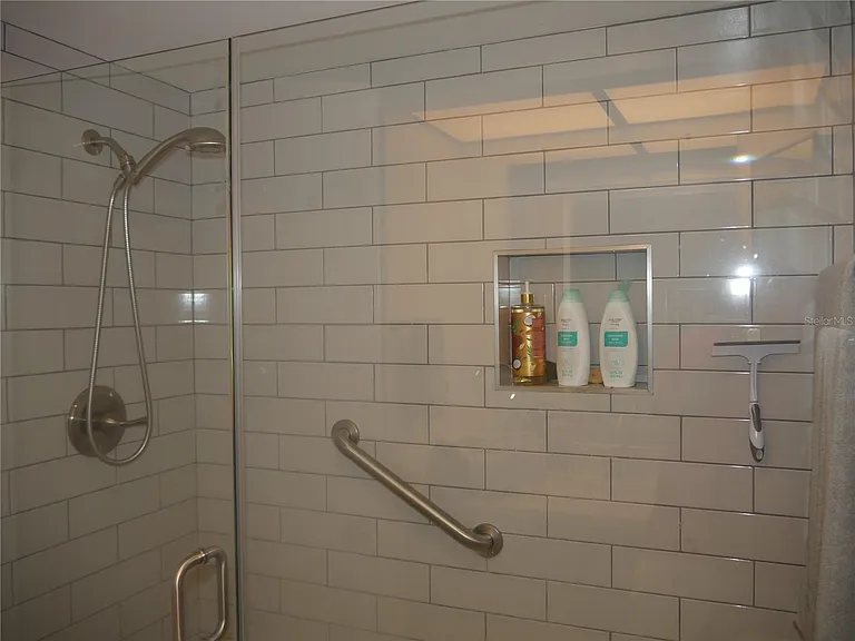 6165 Chesham Dr #5 — Photo 15