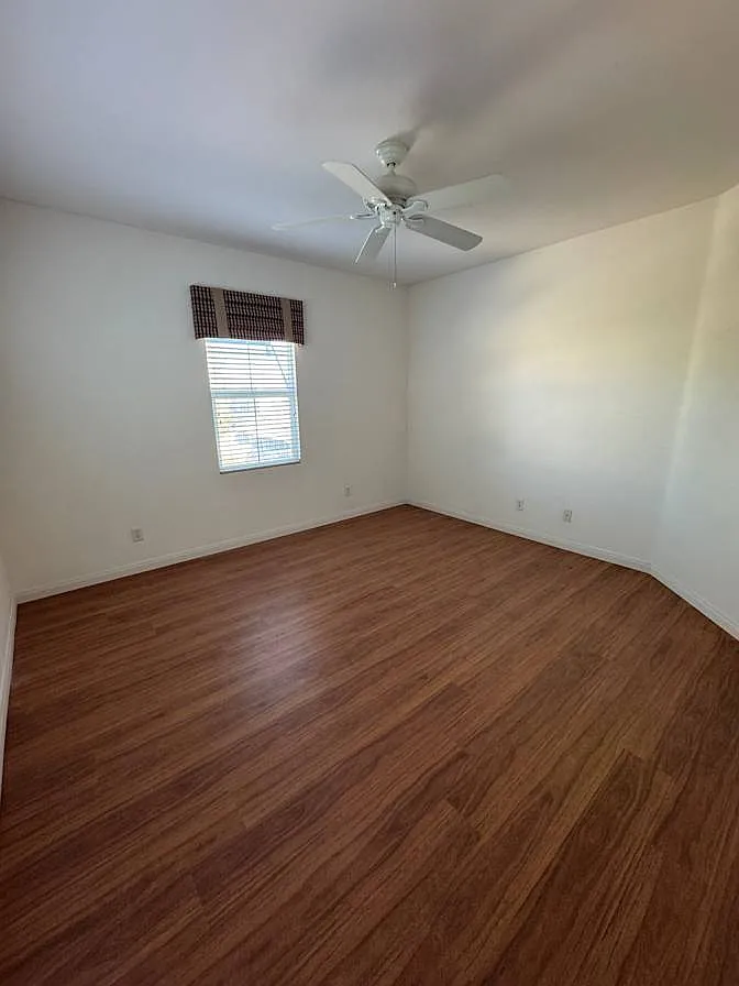 Grove Community Dr, Riverside — Photo 1