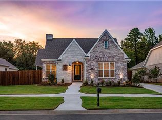 8201 Donnington Ct, Fort Smith, AR 72916