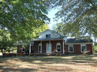 2724 Nottoway Blvd, Victoria, VA 23974