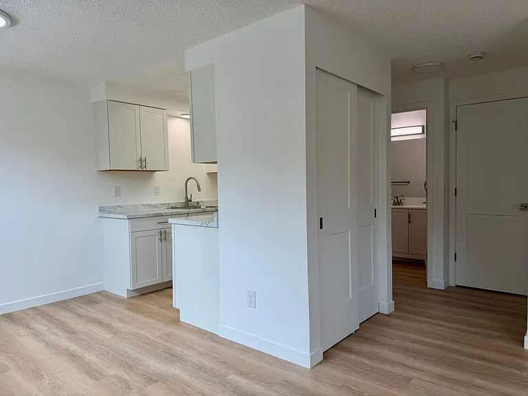 1443 DK NW 61st Street — Photo 4