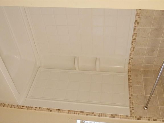 5th image of 5120 W Sylvester St