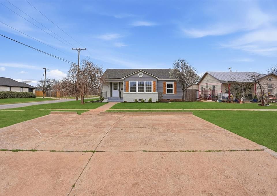 1st image of 1020 N Lee St