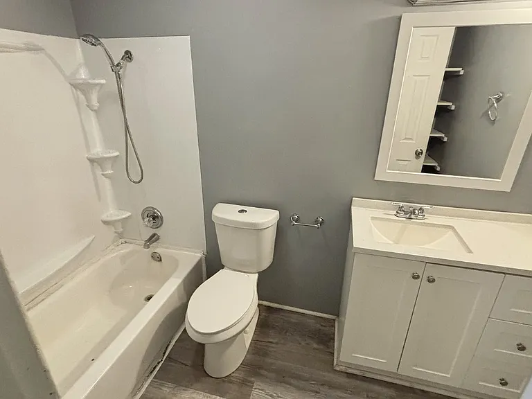 209 Hodge St #101 — Photo 12