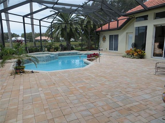 4th image of 315 Stone Briar Creek Dr