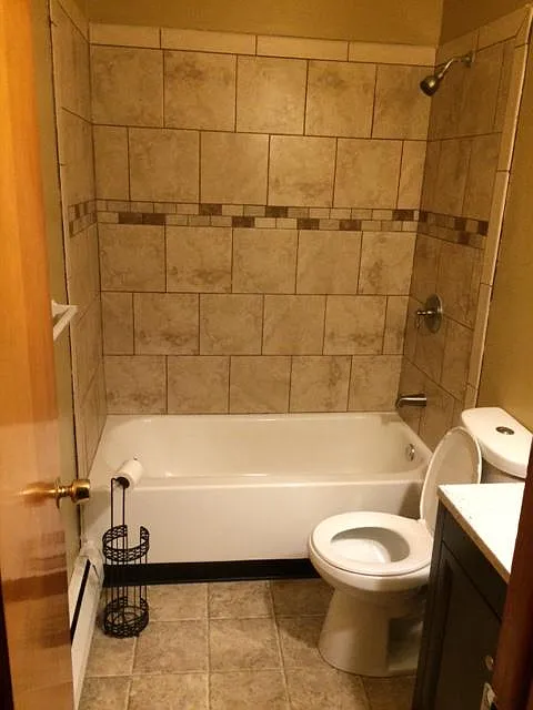3 bed, 2380 sqft, $1,500 — Photo 4