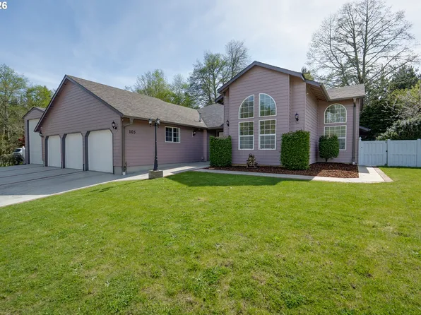 1105 Peacock St, Hammond, OR 97121
