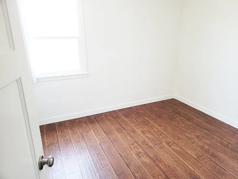 Bedroom 2 entrance
