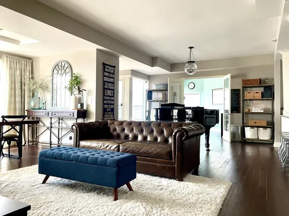 168 6th St E Unit 4204, Saint Paul, MN 55101