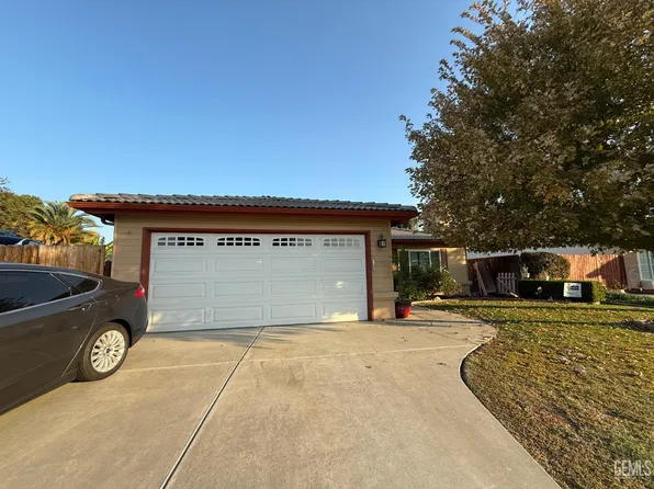 9510 Colfax Ct, Bakersfield, CA 93312