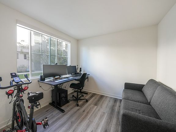 5th image of 13054 Lumen Way