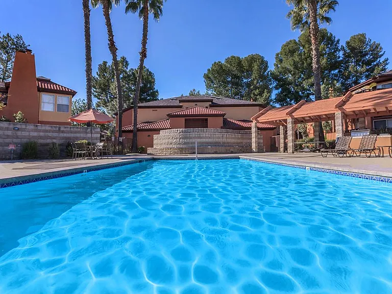 26160 Laguna Ct — Photo 15