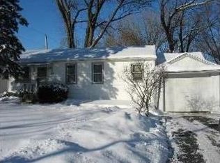 103 Deer Path, Lake In The Hills, IL 60156