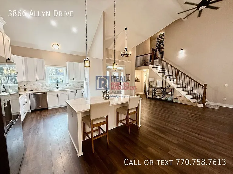 3866 Allyn Dr NW — Photo 5