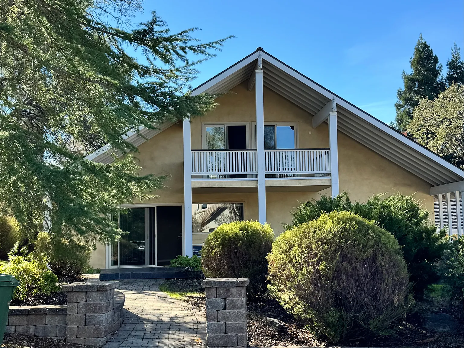 4 bed, 2231 sqft, $3,450 — Photo 1