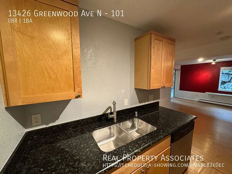 13426 Greenwood Ave N #101 — Photo 8