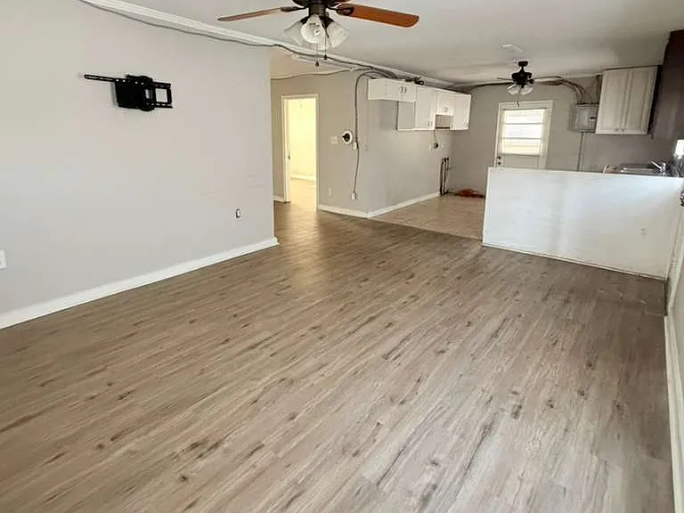 8250 Panther Lake Rd — Photo 17