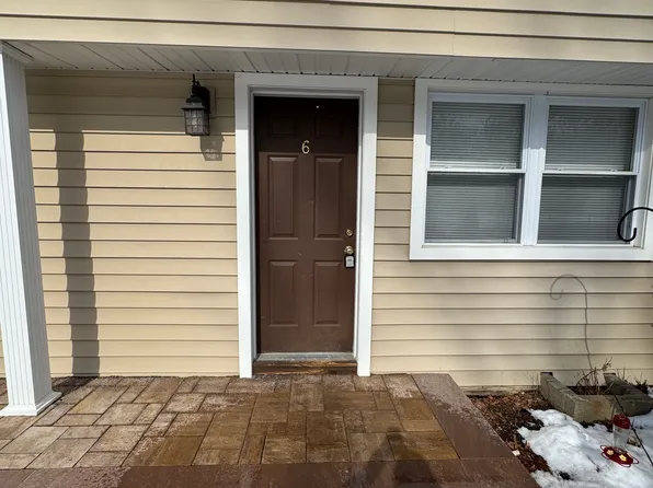 (undisclosed Address), Smithtown, NY 11787