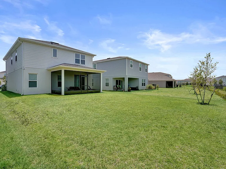 12749 SW Orvieto Way — Photo 4