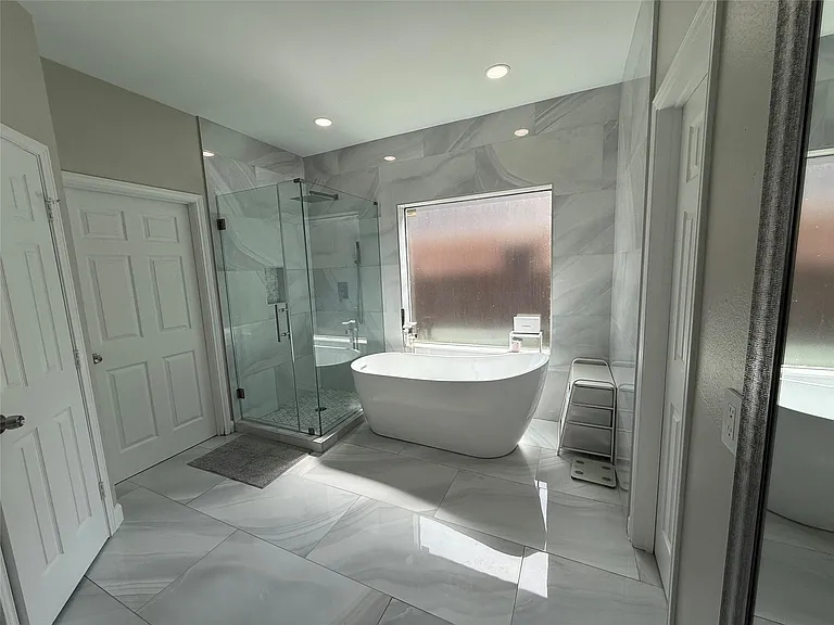 22430 Tullis Trail Ct — Photo 8