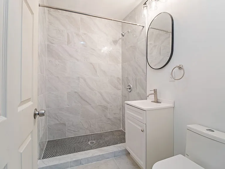 1428 A St SE #3 — Photo 12