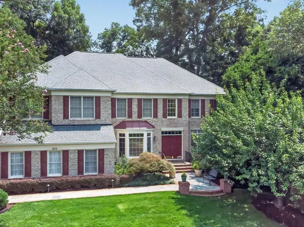1613 Chathams Ford Pl, Vienna, VA 22182