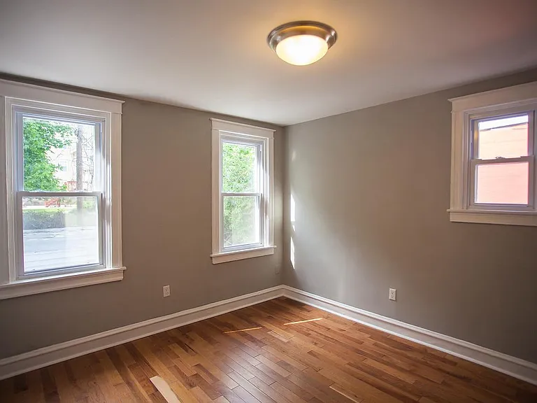 5837 Woodcrest Ave — Photo 21