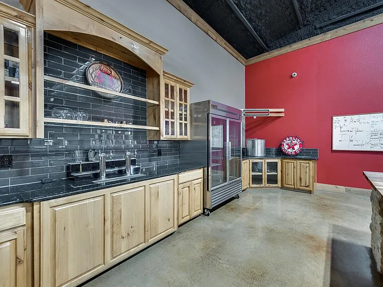 6207 N County Road 1244 — Photo 48