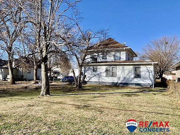3rd image of 2963 Dudley St