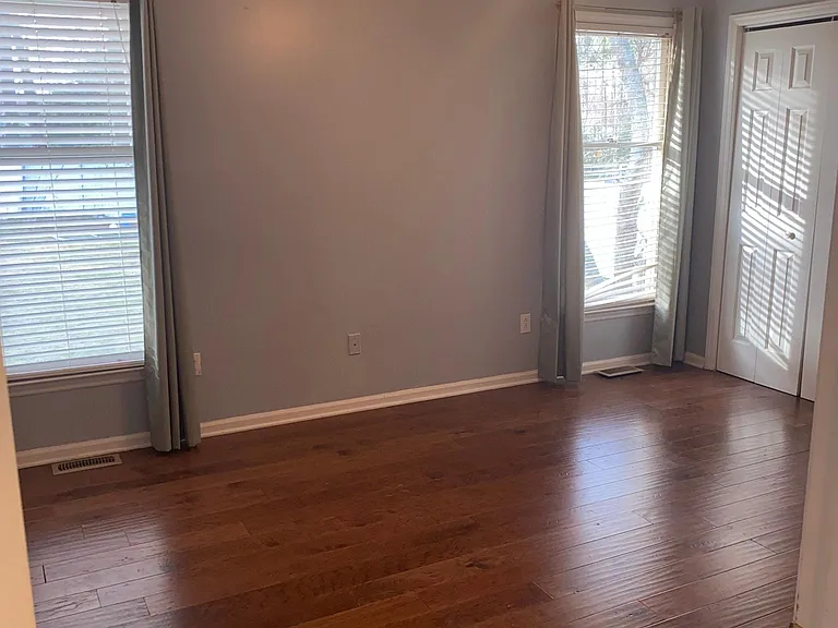 5305 Morton Rd — Photo 15