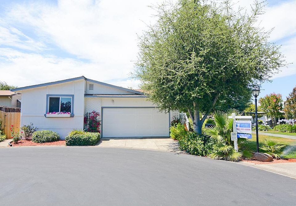 1st image of 281 Summer Cir #281