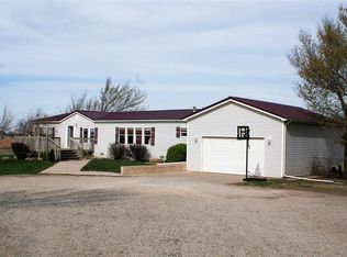 5835 SE Bluestem Rd, Leon, KS 67074
