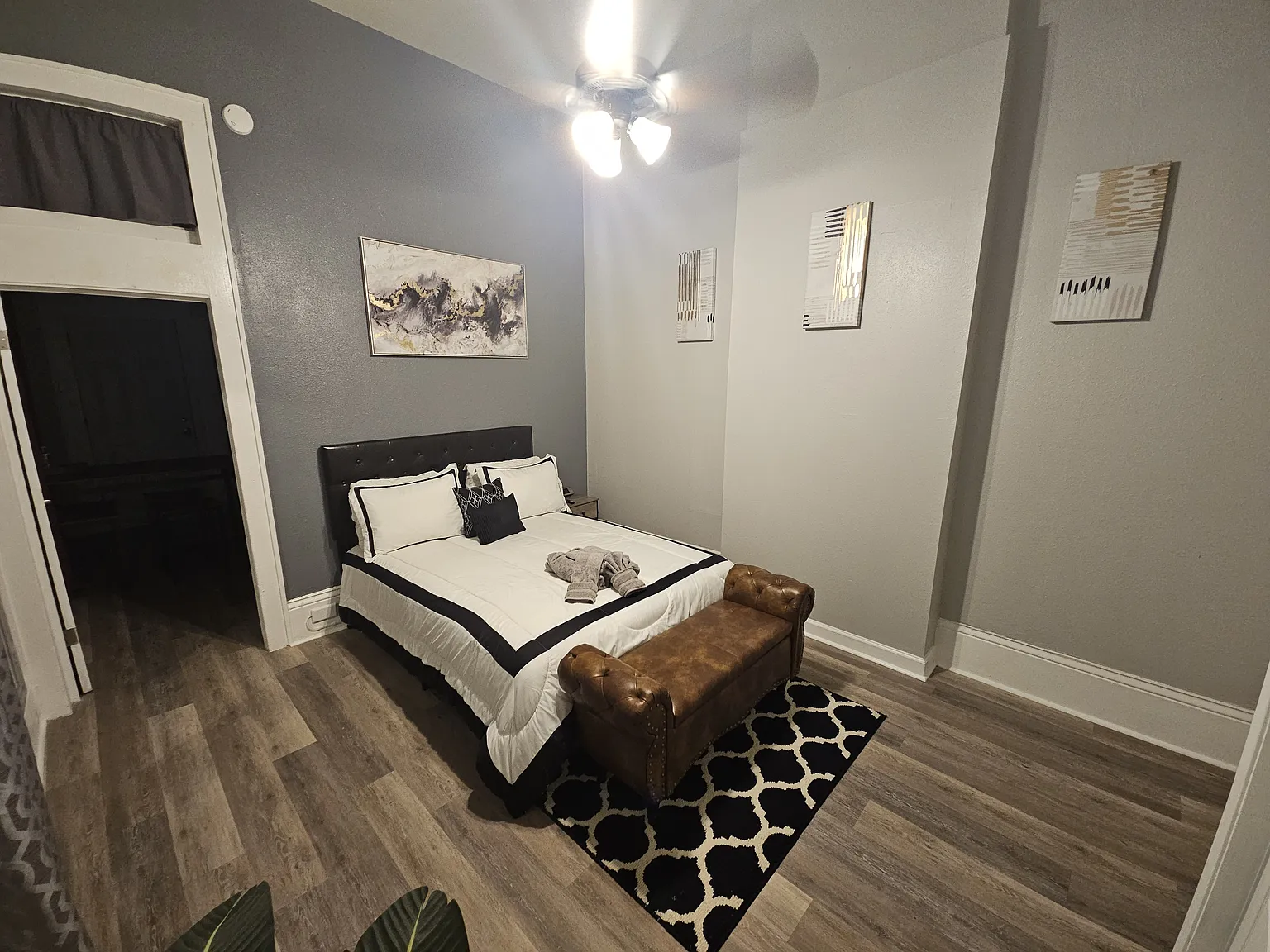 2 bed, 750 sqft, $1,750 — Photo 4