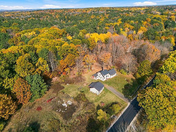 5th image of 270 Lunt Road